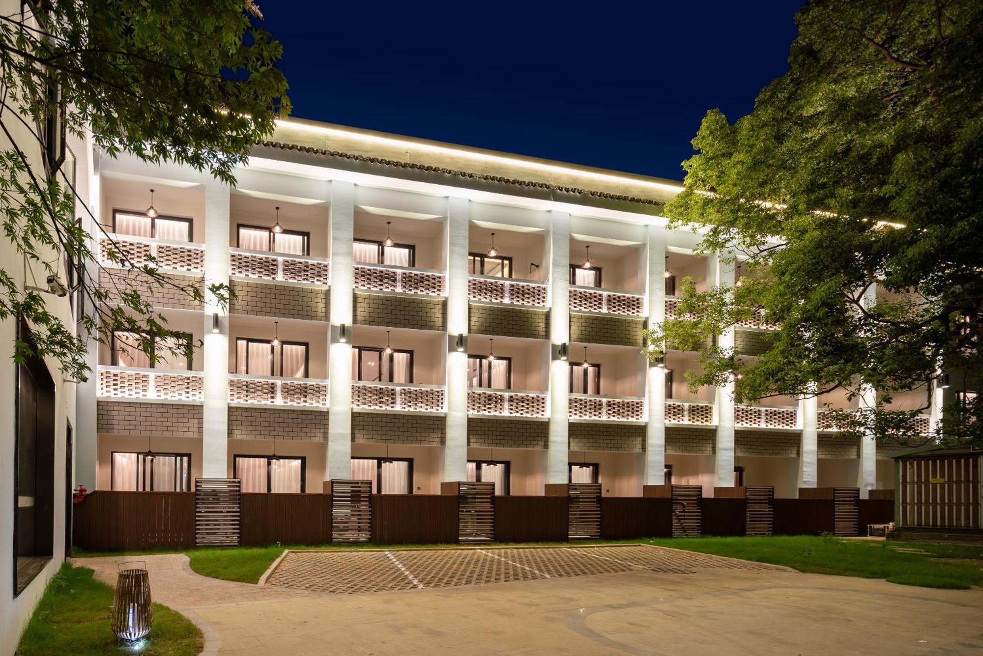Nost Algia S Hotel In The West Lake Scenic Area-,Lingyin Temple, Leifeng Tower, Children'S Playground, Free Night Snack, Free Laundry, English Communication Well, Free Travel Advice Ханчжоу Экстерьер фото
